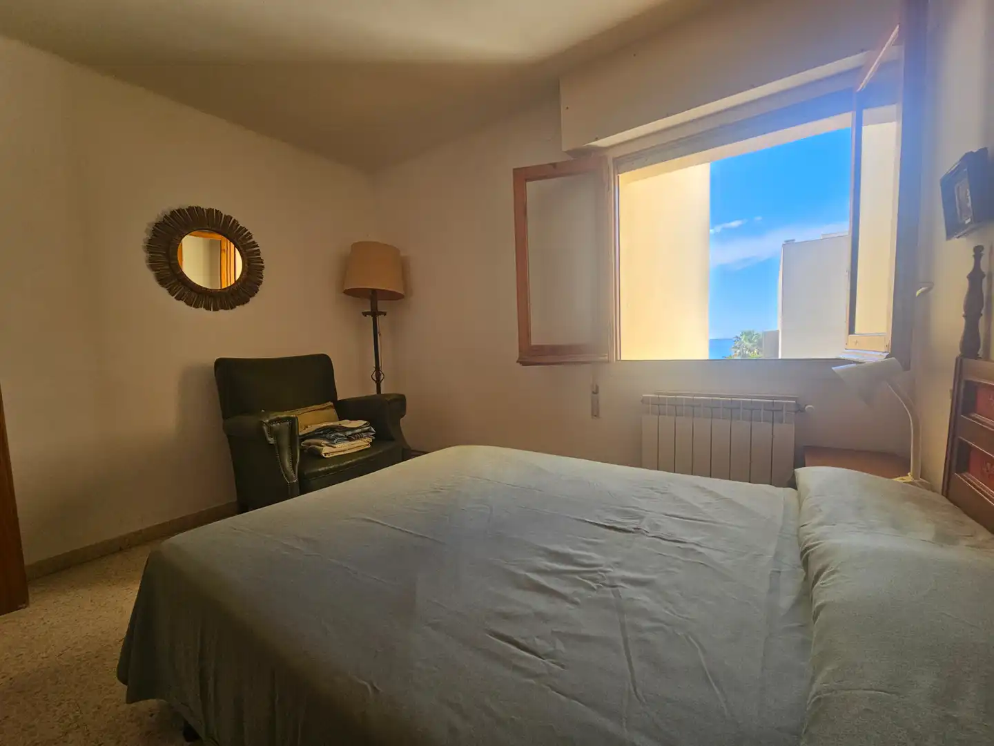 Habitación de Apartamento en venta en Torredembarra con Calefacción, Terraza y Amueblado