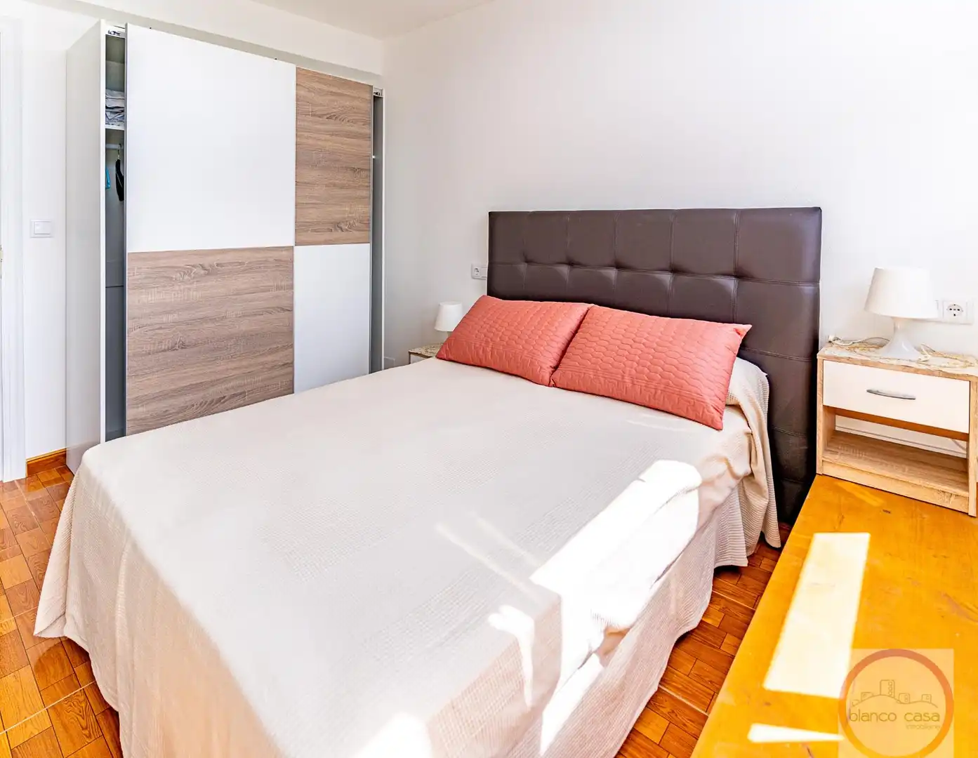 Habitación de Piso en venta en A Coruña Capital  con Calefacción y Amueblado