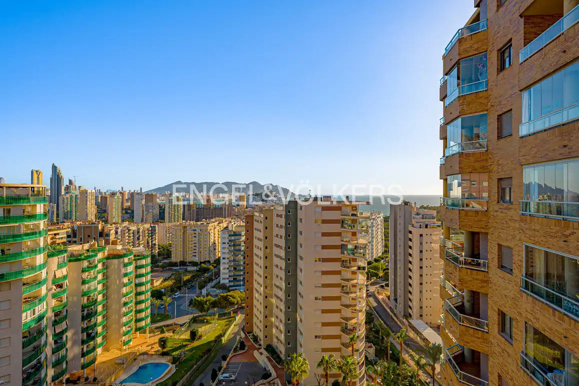 Vista exterior de Apartamento de alquiler en Villajoyosa / La Vila Joiosa con Aire acondicionado, Terraza y Trastero