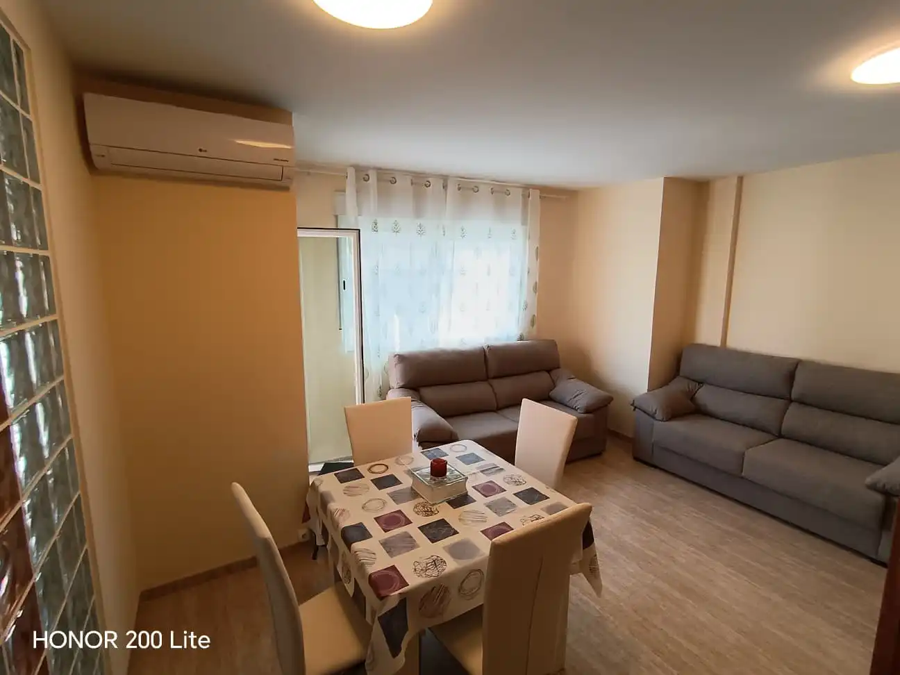 Wohnzimmer von Wohnung zur Miete in Benicarló mit Klimaanlage, Möbliert und Ofen