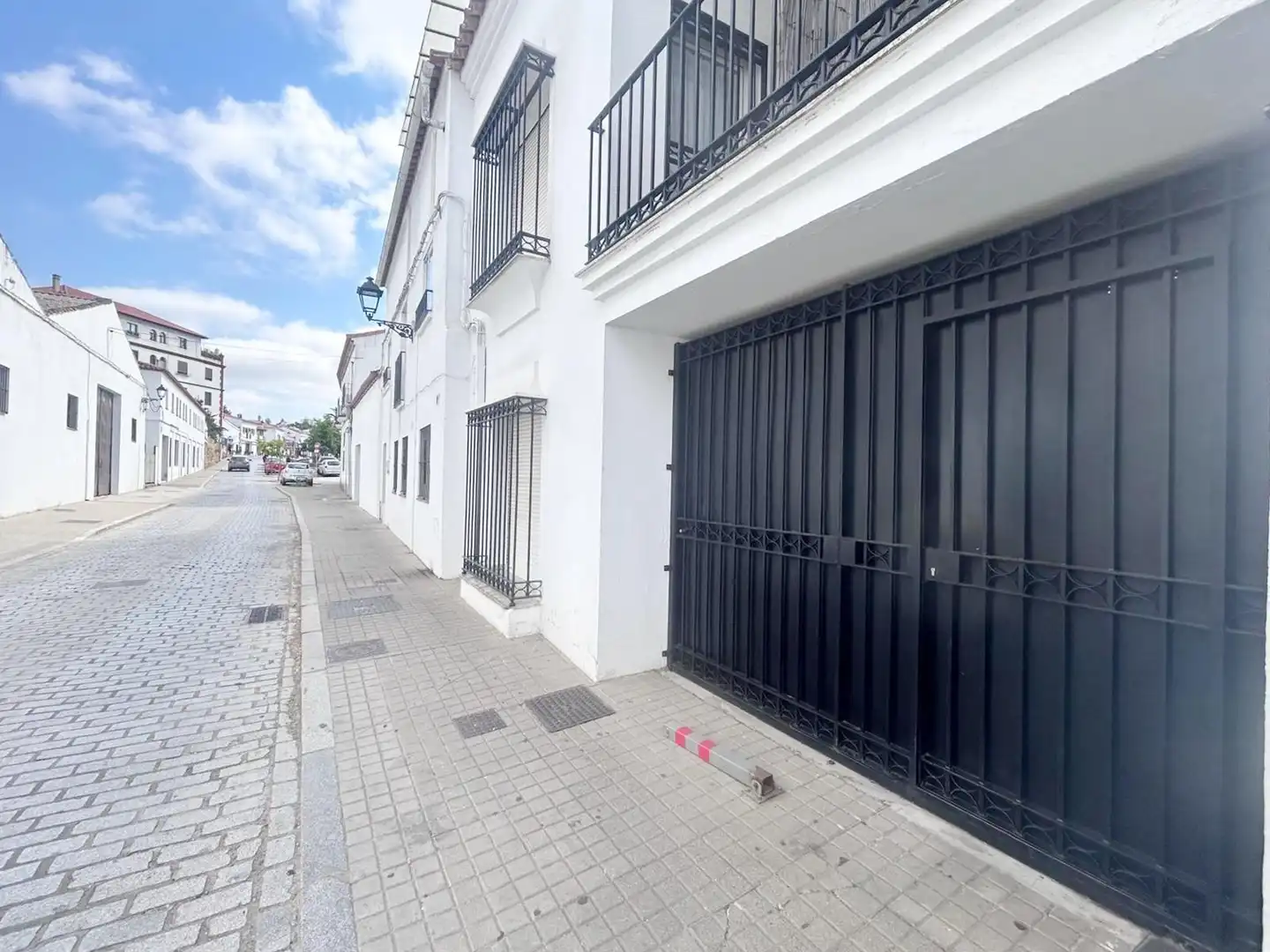 Vista exterior de Estudi en venda en Aracena amb Aire condicionat