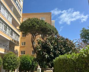 Vista exterior de Pis en venda en  Cádiz Capital amb Terrassa