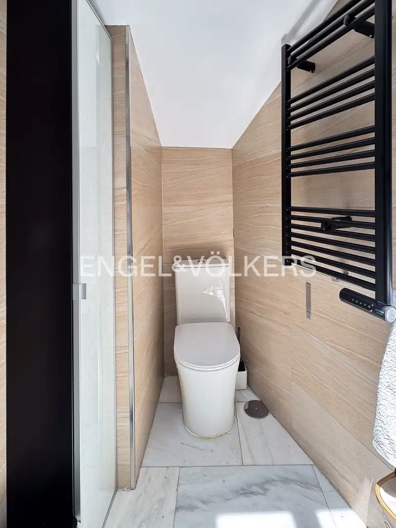 Bathroom of Flat for rent in Madrid  with Air Conditioner, Heating and Terrace