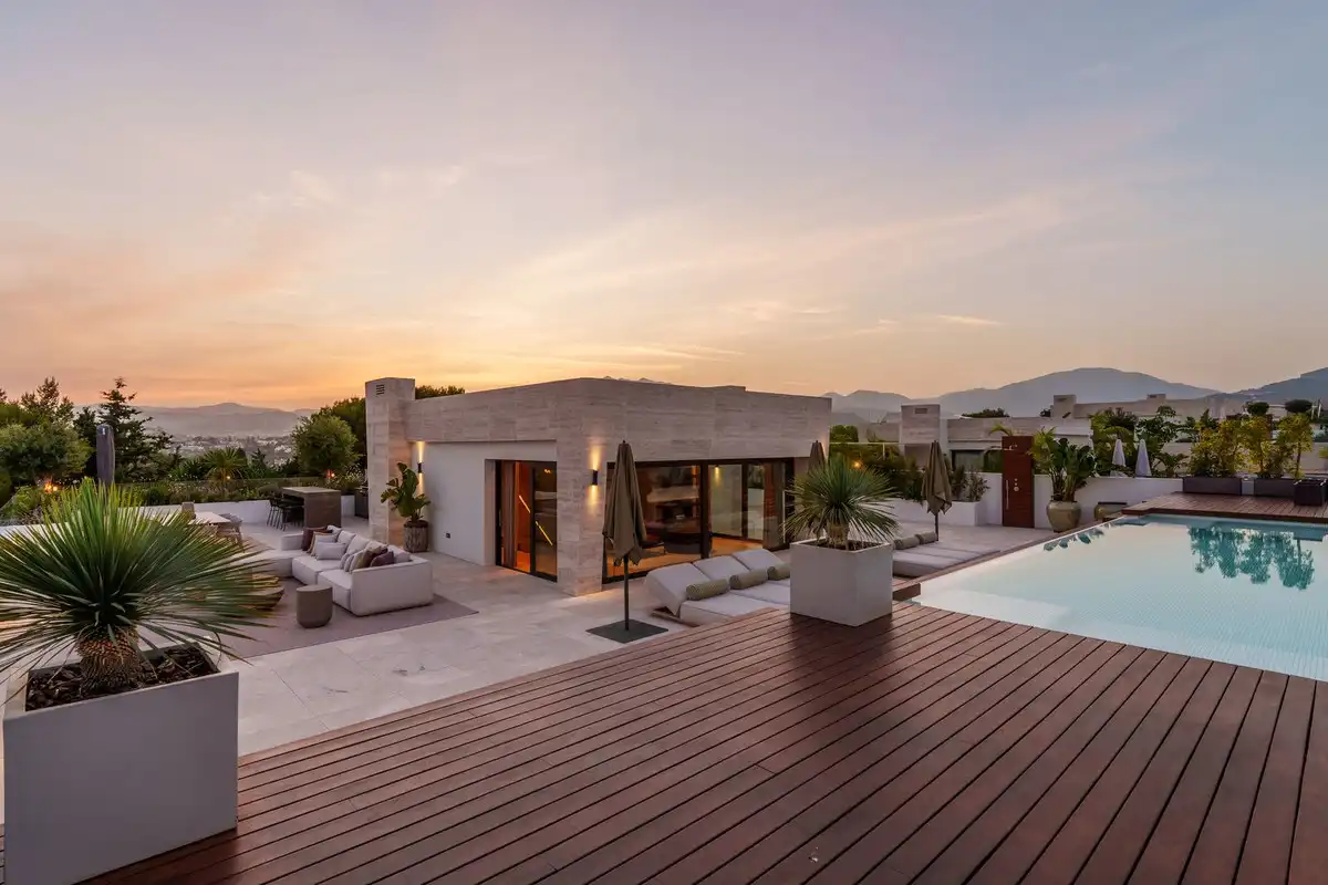 Terraza de Dúplex en venta en Marbella con Aire acondicionado, Terraza y Piscina