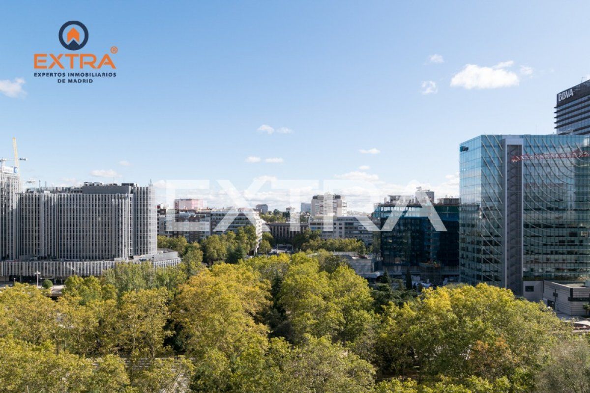 Vista exterior de Piso de alquiler en  Madrid Capital con Aire acondicionado, Parquet y Amueblado