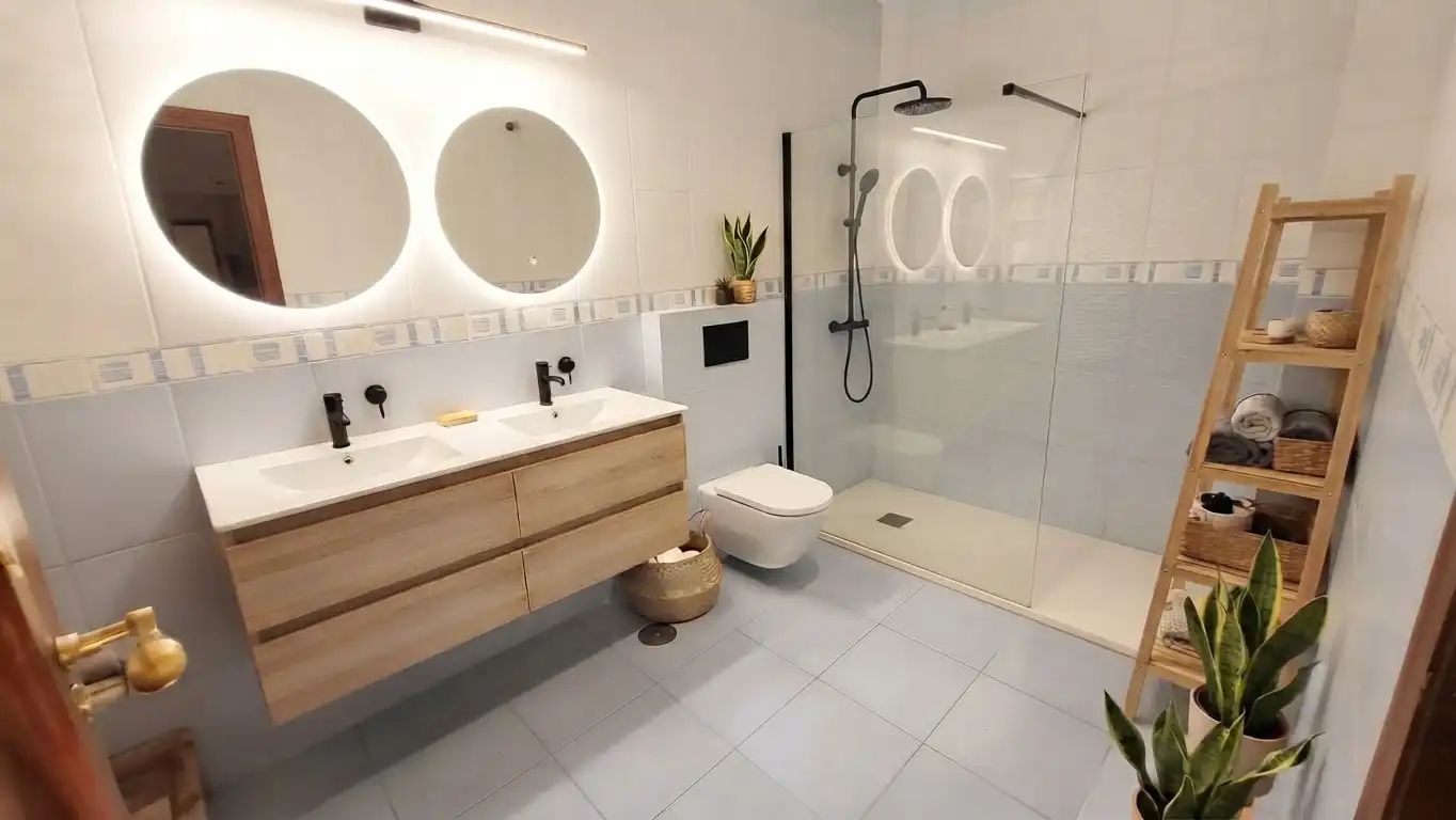 Baño de Ático en venta en Rincón de la Victoria con Aire acondicionado, Terraza y Balcón