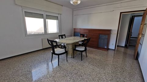 Venta  Casa en Amer dispone de 3 apartamentos independientes