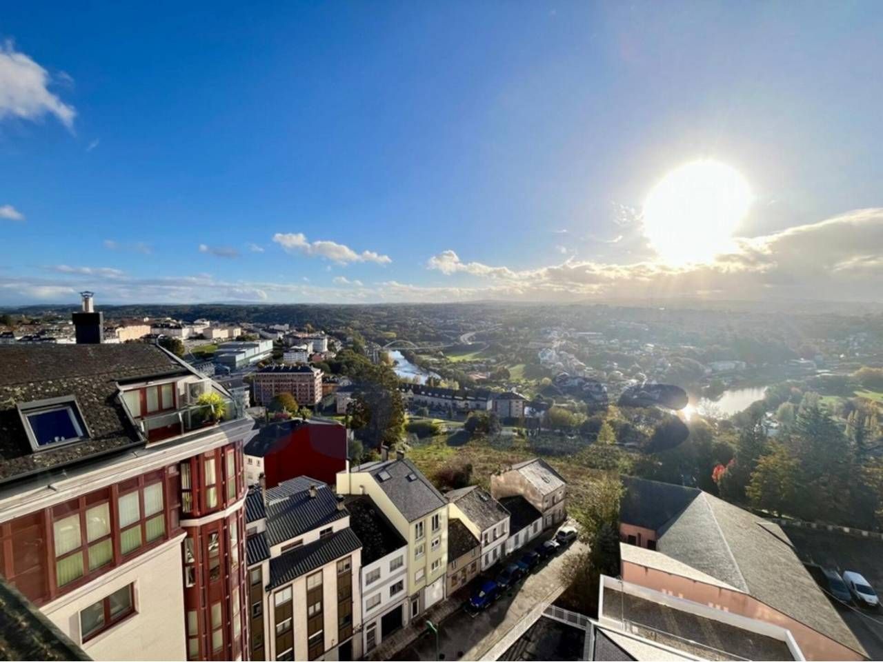 Vista exterior de Dúplex en venta en Lugo Capital con Calefacción, Terraza y Trastero