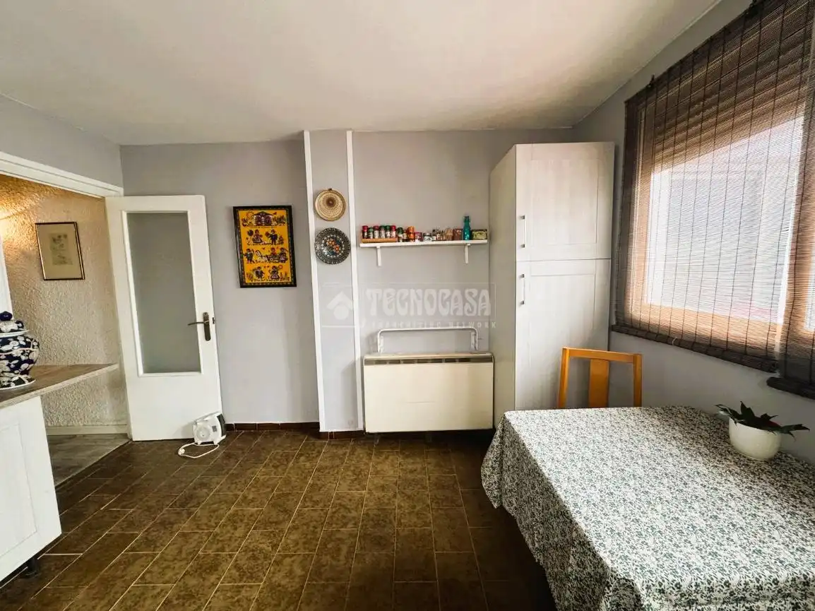 Kitchen of Flat for sale in Zaragoza