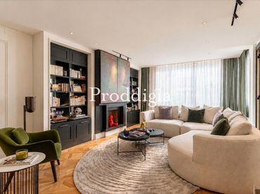 Piso con ascensor en venta en Calvet