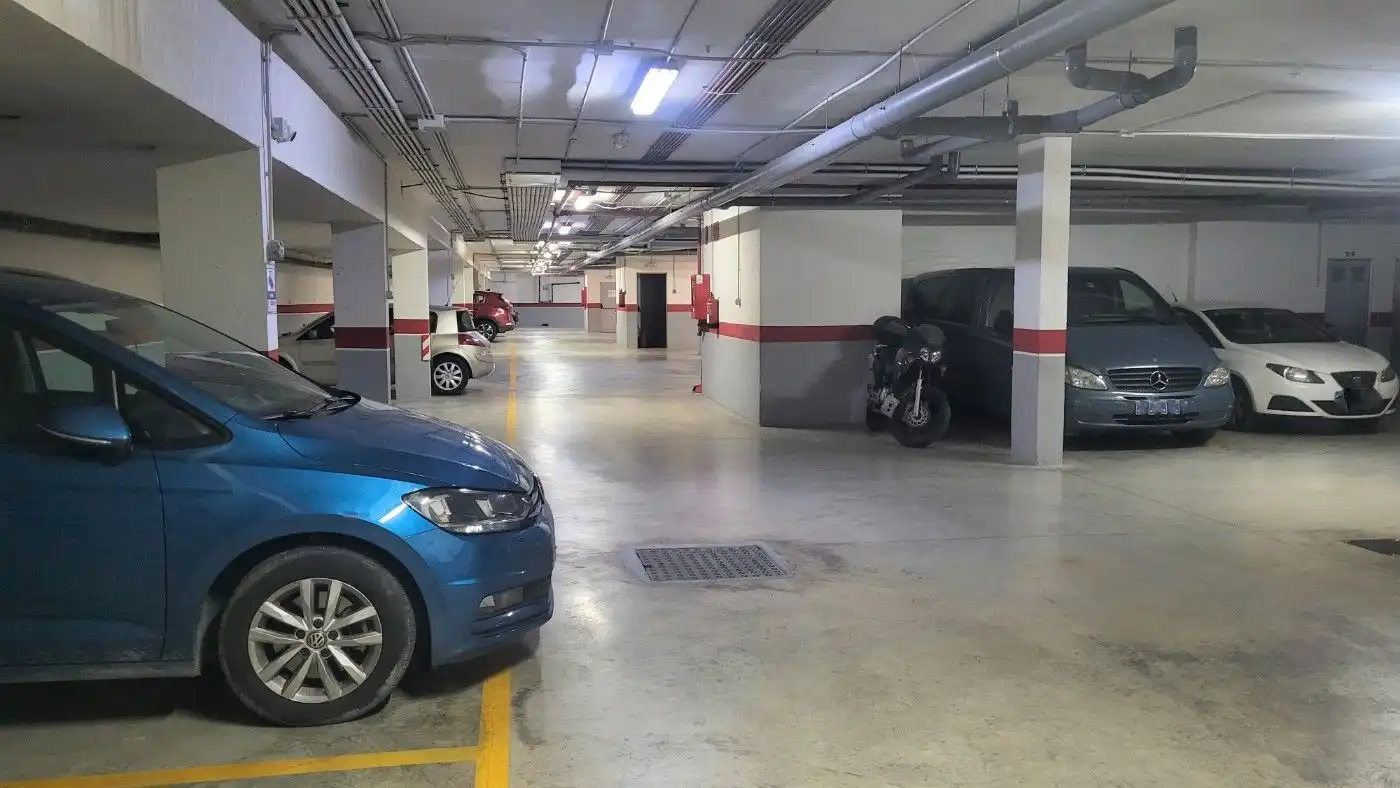 Garatge en venda a Calle Maestro José Ramón Sáez, Juan de Borbón