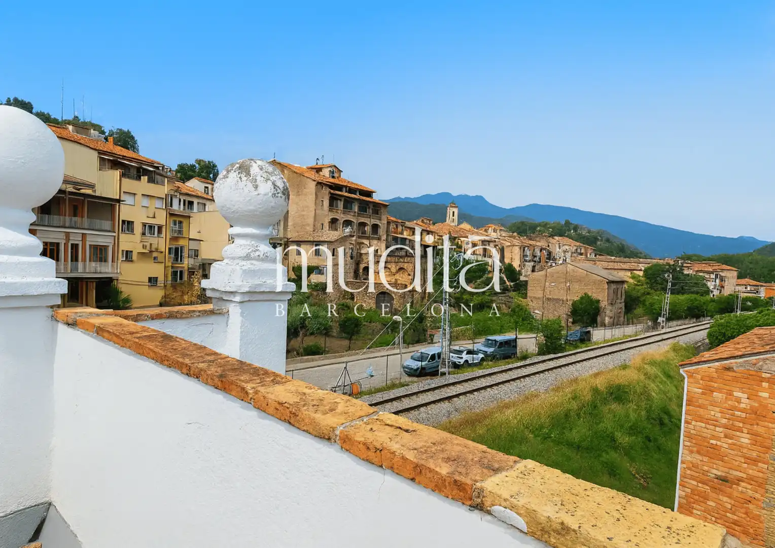 Terrassa de Apartament en venda en Sant Quirze de Besora amb Forn i Balcó