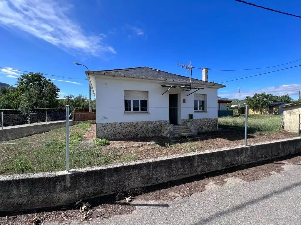 Casa rústica en venda a Villafranca del Bierzo, imagen 2