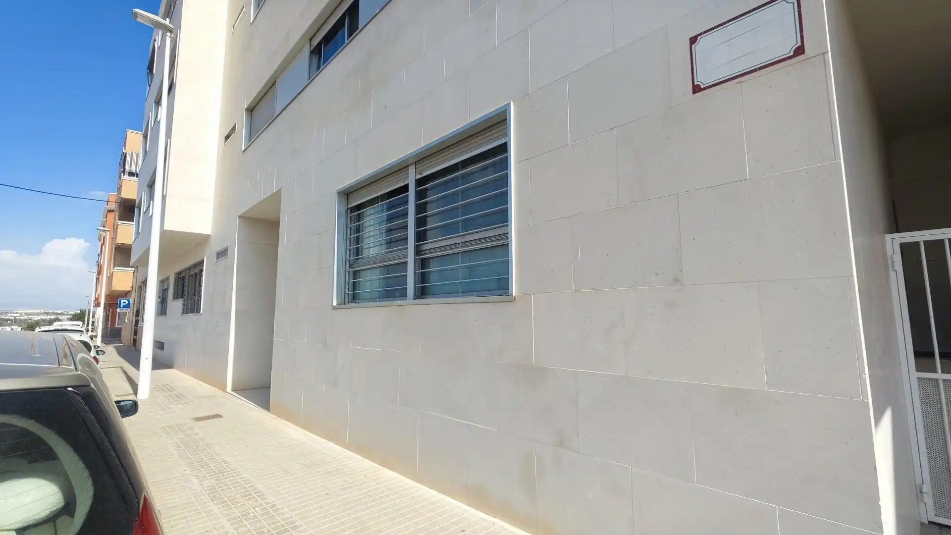 Vista exterior de Pis en venda en Elche / Elx amb Aire condicionat, Moblat i Alarma