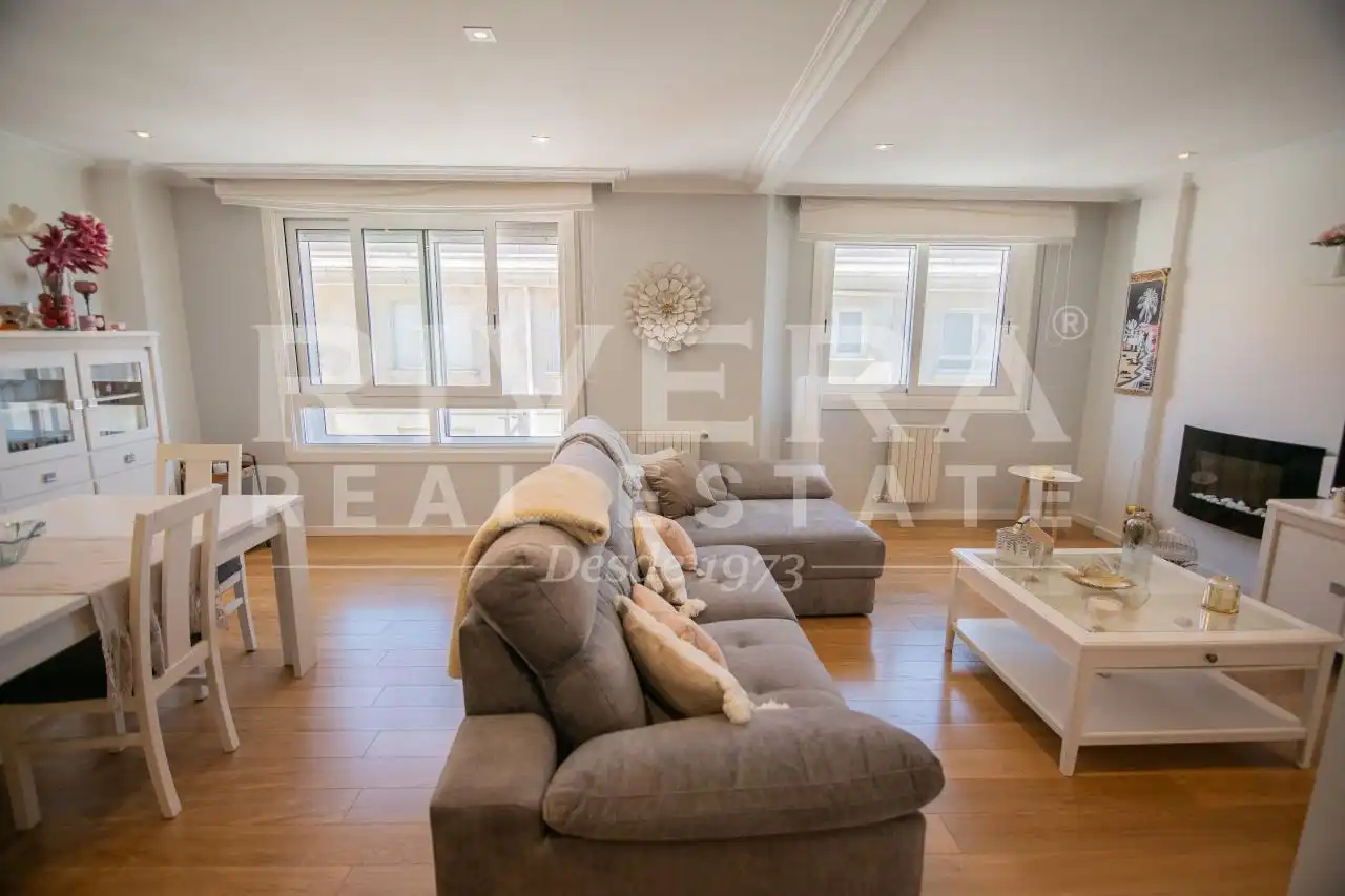 Living room of Duplexes for sale in Nigrán  with Heating, Parquet flooring and Storage room