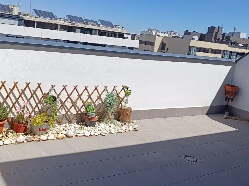 Terrace of Attic for share in Madrid  with Air Conditioner, Heating and Parquet flooring