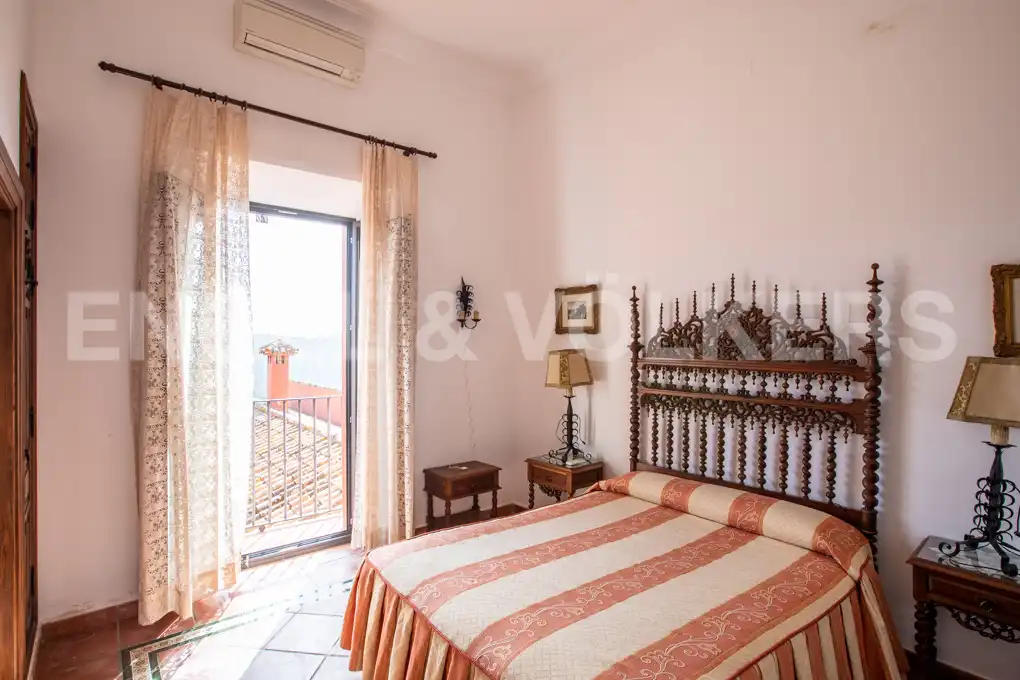 Schlafzimmer von Country house zum Verkauf in Guadalcanal mit Klimaanlage, Heizung und Terrasse