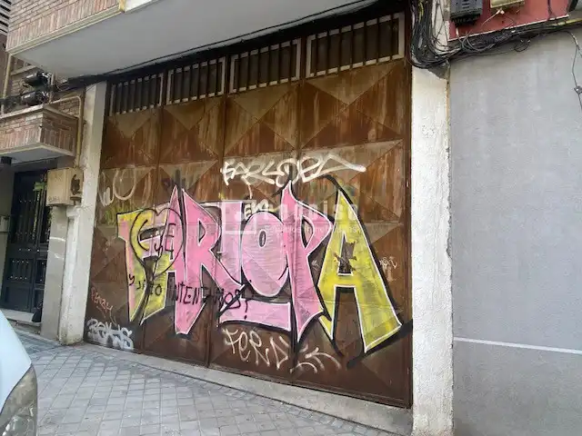 Außenansicht von Geschaftsraum zum Verkauf in Madrid mit Terrasse