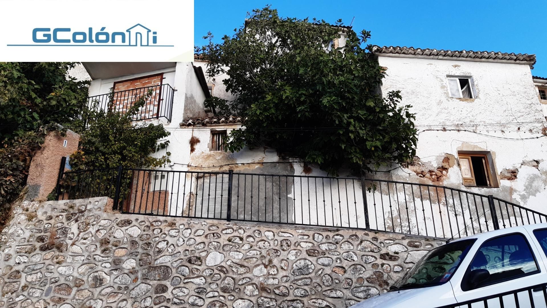 Vista exterior de Casa o chalet en venta en Cogollos de la Vega con Jardín privado, Terraza y Balcón