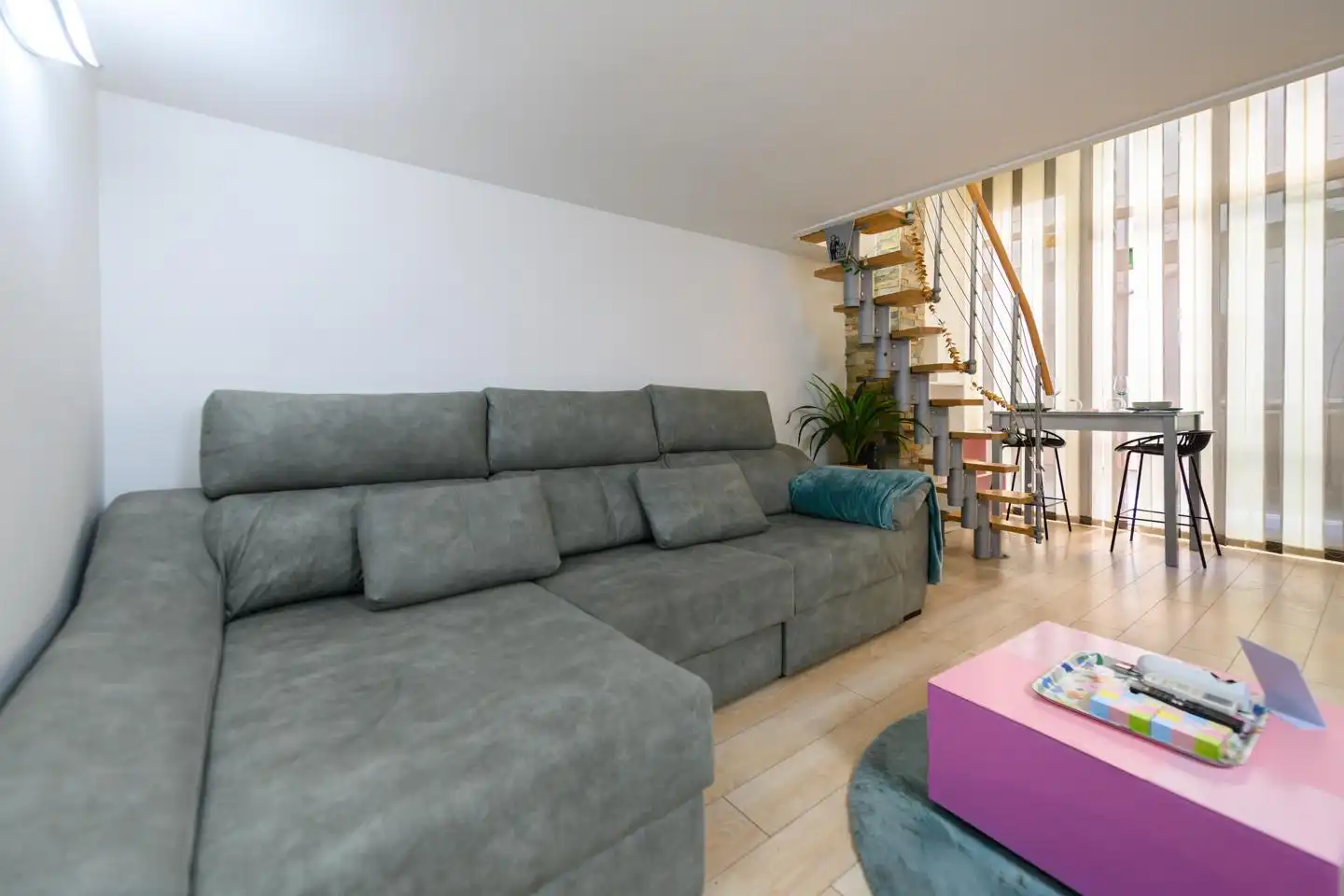 Wohnzimmer von Maisonette zur Miete in Madrid mit Klimaanlage, Möbliert und Internet