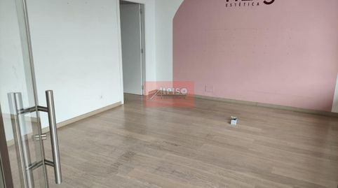 Foto 2 von Geschaftsraum zum Verkauf in Avenida Santiago, A Ponte, Ourense Capital