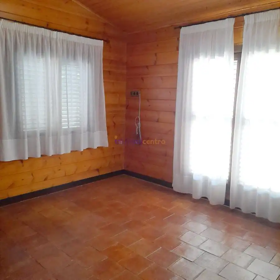 Casa o xalet en venda en Valdepeñas amb Calefacció, Piscina i Jacuzzi