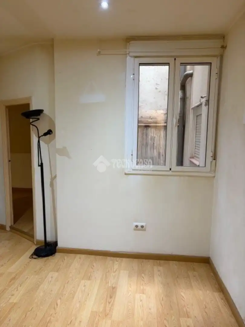Bedroom of Flat for sale in Madrid