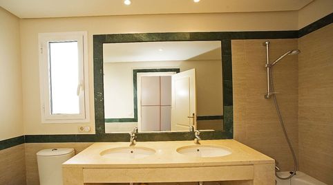 Piso en venta en calle Hernán Cortés 3, Benahavís, imatge 5