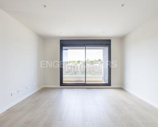 Dormitori de Apartament de lloguer en  Madrid Capital amb Aire condicionat, Calefacció i Terrassa
