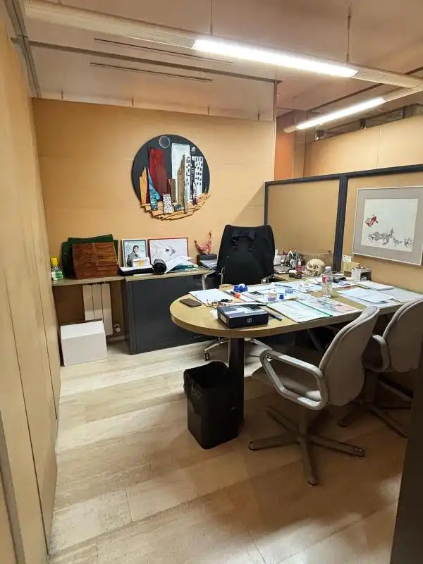 Commercial properties for sale in Madrid  with Air Conditioner and Heating