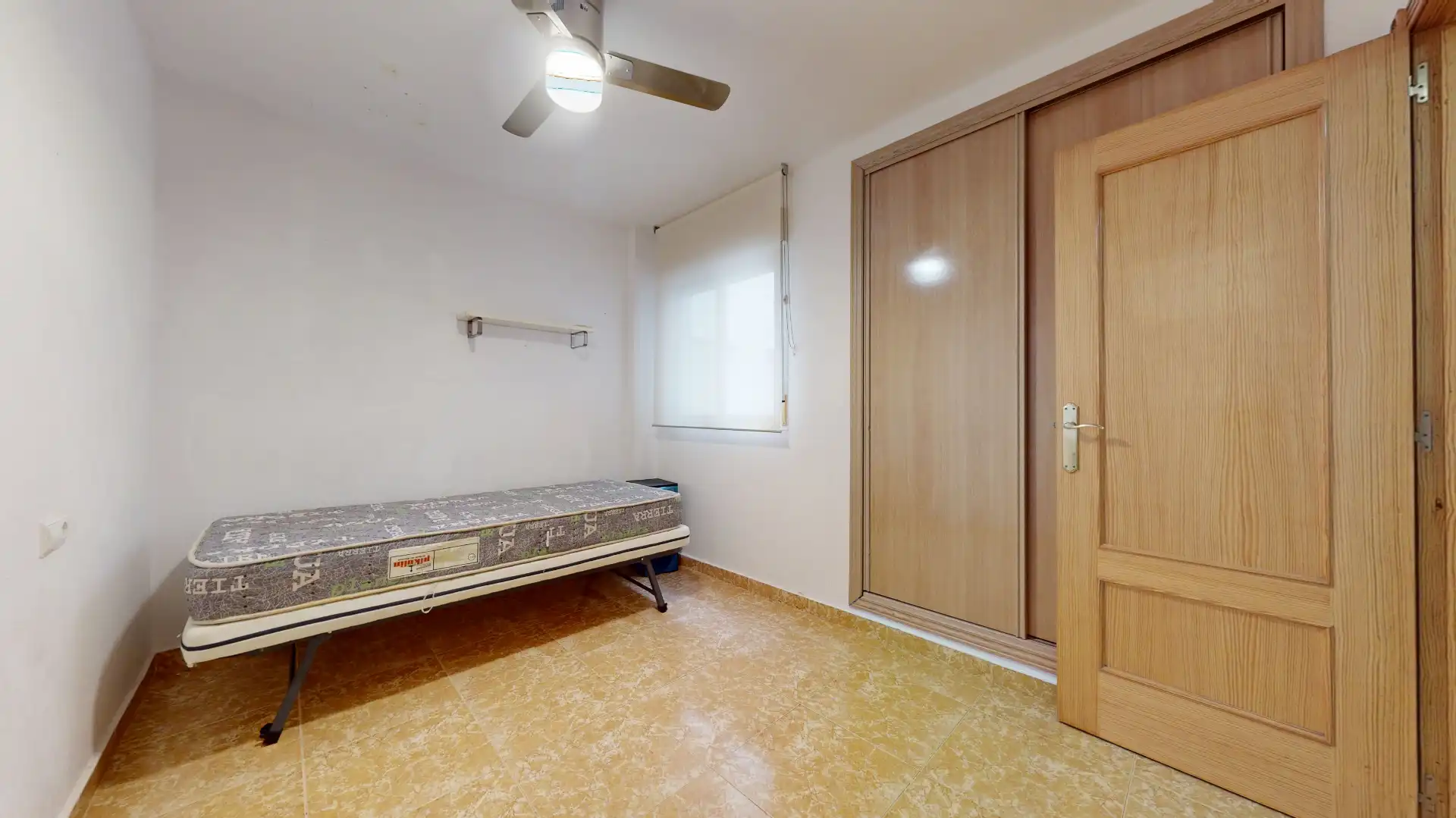 Habitación de Piso en venta en Mutxamel con Aire acondicionado, Trastero y Alarma