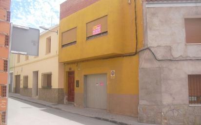 Exterior view of House or chalet for sale in Alcázar de San Juan  with Heating and Terrace