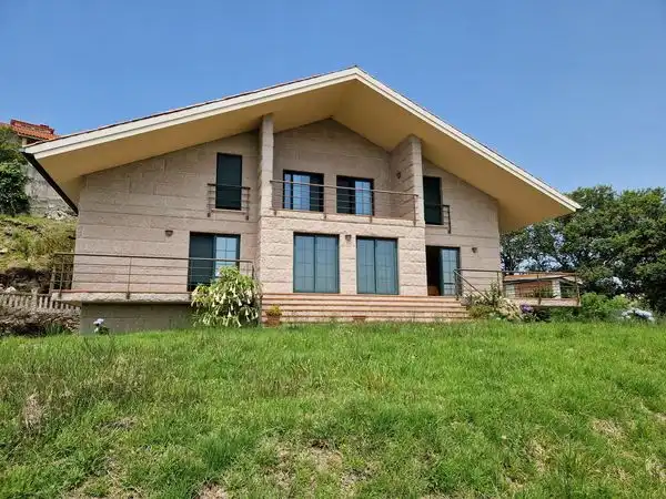 Maison avec terrasse à vendre à Camiño da Pandiña