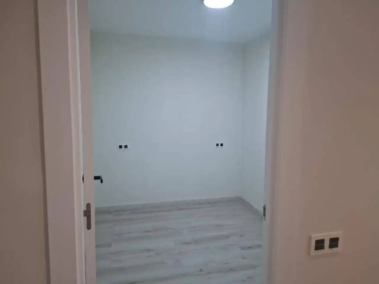 Piso en venta en Santa Coloma de Gramenet con Parquet