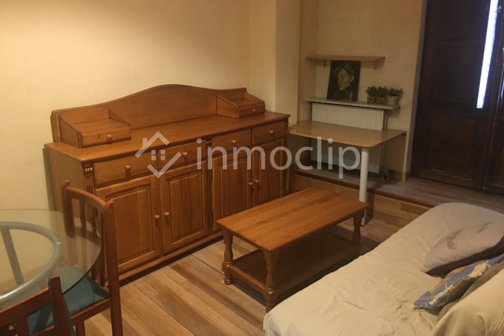 Dormitori de Apartament de lloguer en Salamanca Capital amb Calefacció i Moblat