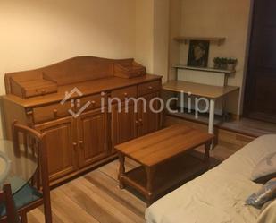 Bedroom of Apartment to rent in Salamanca Capital  with Heating and Furnished