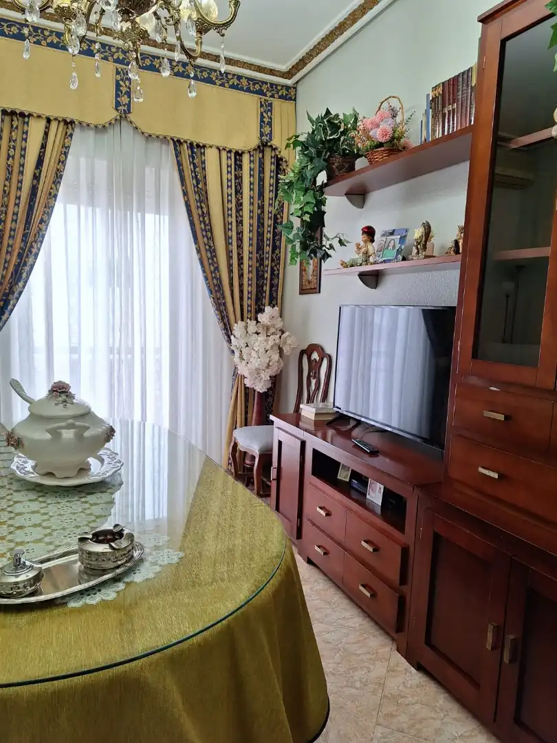 Sala de estar de Piso en venta en Torredonjimeno con Aire acondicionado, Calefacción y Trastero