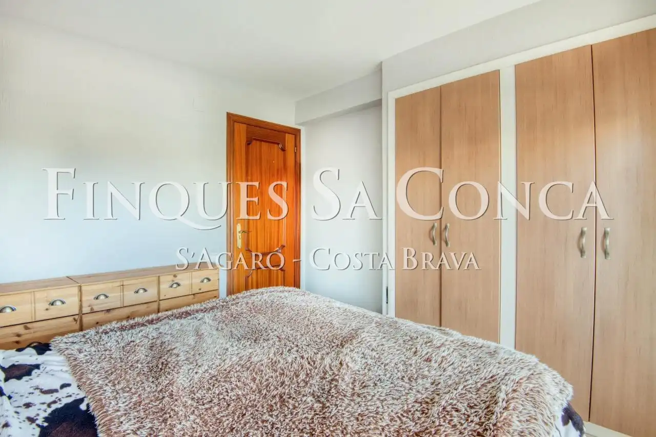Schlafzimmer von Wohnungen zum Verkauf in Sant Feliu de Guíxols mit Klimaanlage, Heizung und Terrasse