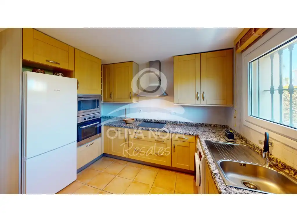 Cocina de Casa o chalet en venta en Oliva con Terraza y Piscina