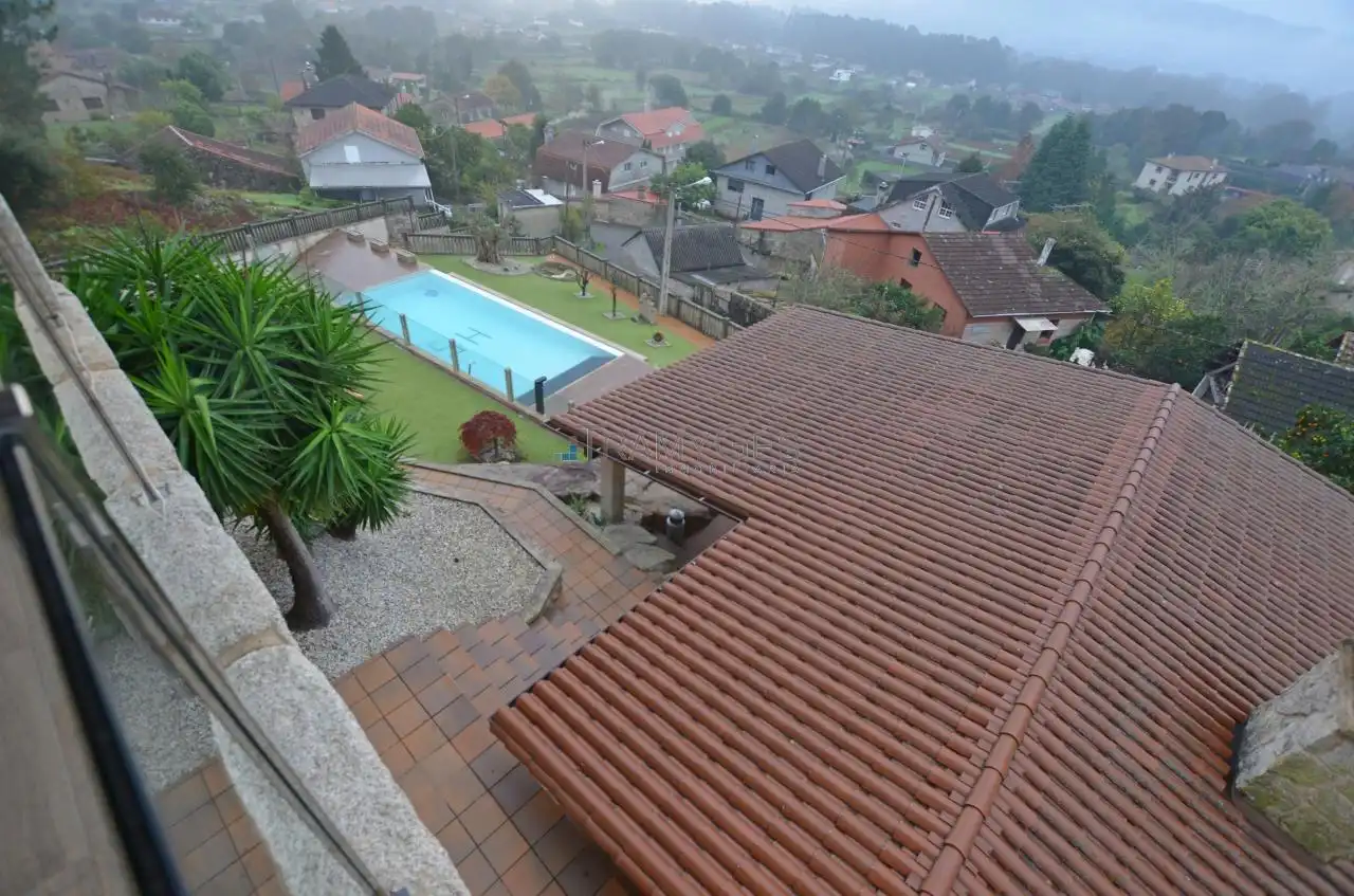 Piscina de Casa o chalet en venta en Tui con Calefacción, Jardín privado y Terraza