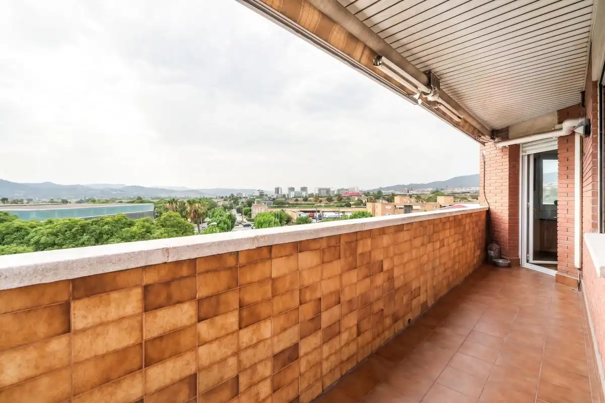 Terraza de Dúplex en venta en Sant Joan Despí con Aire acondicionado y Calefacción
