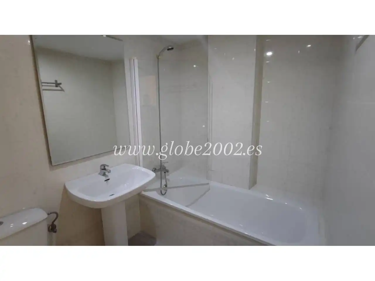 Baño de Piso de alquiler en San Fernando con Aire acondicionado, Terraza y Trastero
