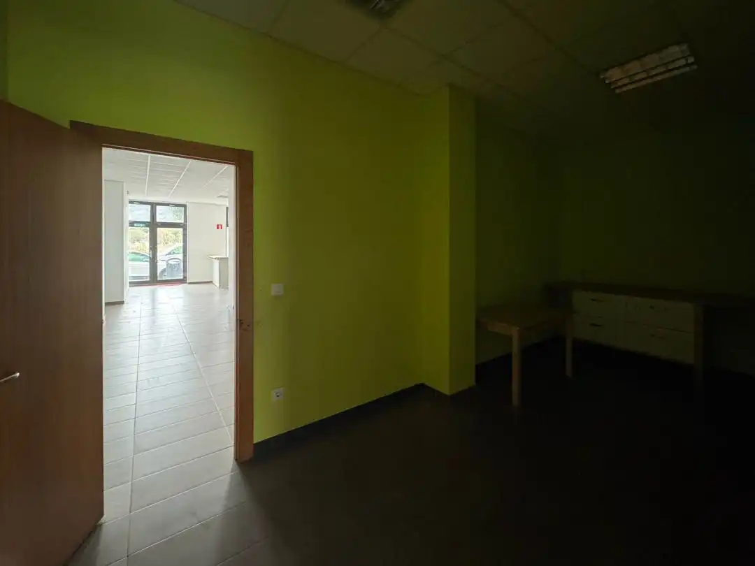 Local comercial de lloguer a Colindres, imagen 11