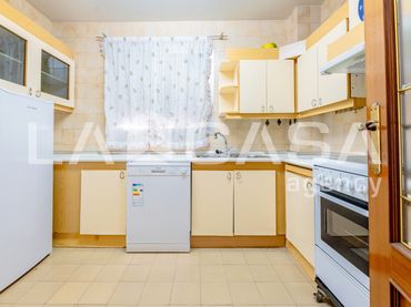 Piso con balcón en venta en Extramurs
