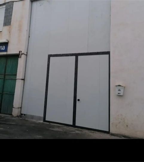 Foto 2 von Fabrikhallen zum Verkauf in Camino de la Vía, Playa de Granada, Motril