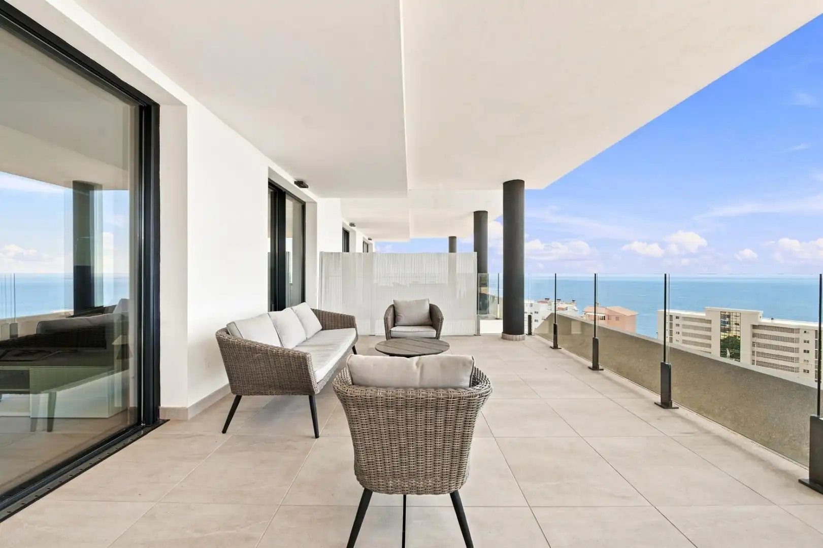 Piso con terraza en venta en Las Gaviotas  - Carvajal, imagen 8