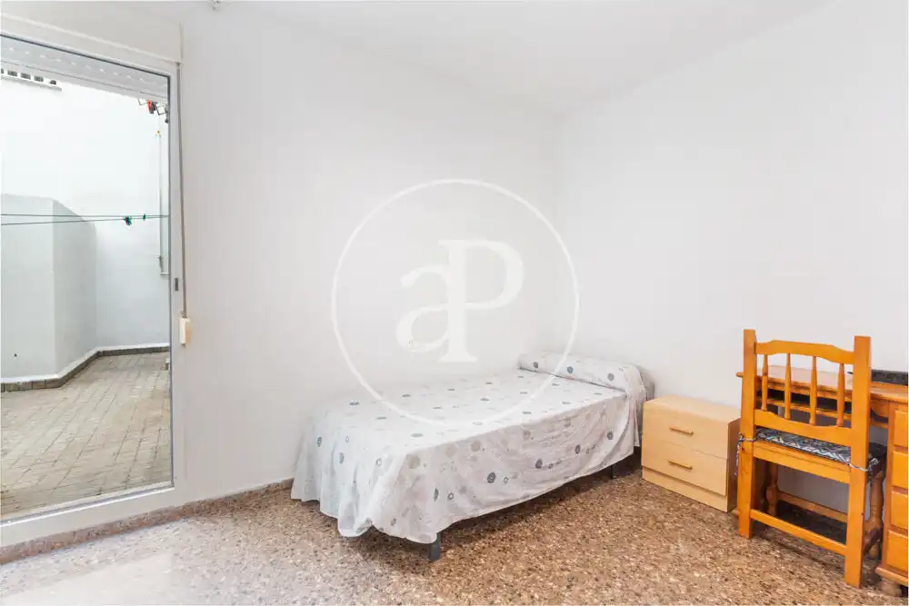 Bedroom of Flat for rent in Valencia  with Heating, Terrace and Furnished