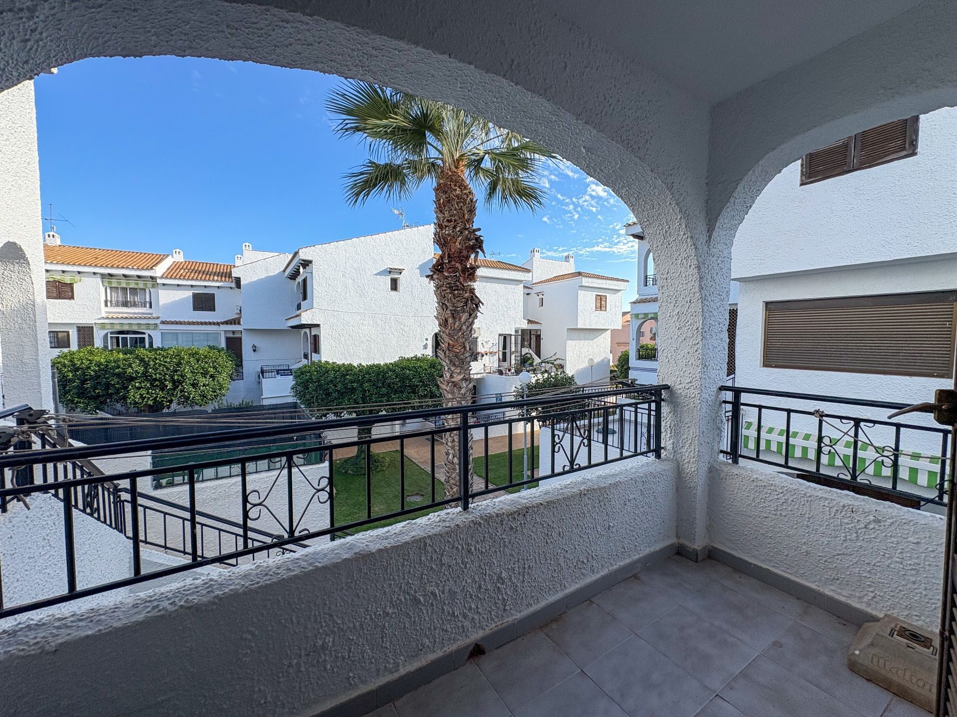 Vista exterior de Ático de alquiler en Orihuela con Terraza, Amueblado y Piscina comunitaria