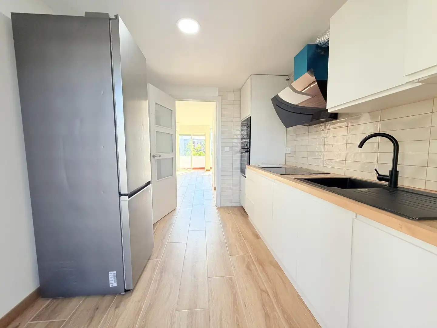 Kitchen of Apartments for rent in Sant Adrià de Besòs  with Air Conditioner and Balcony