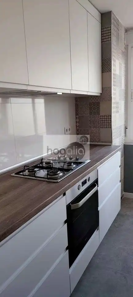 Flat for rent in Bami - La Estrella